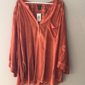 Torrid size 6 blouse (30) New With Tags